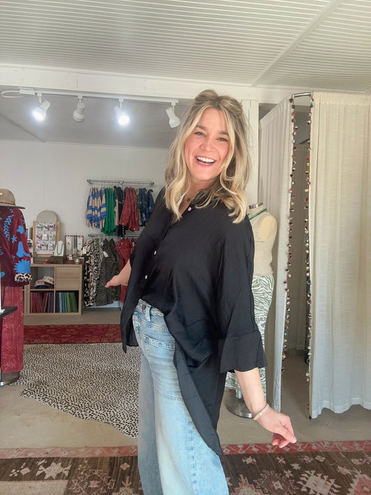 IYKYK Blouse | Black