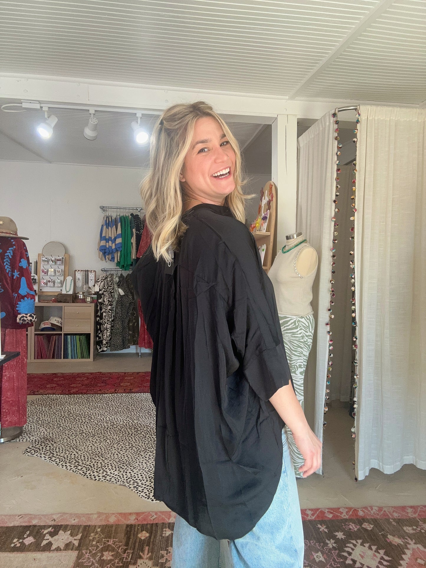 IYKYK Blouse | Black