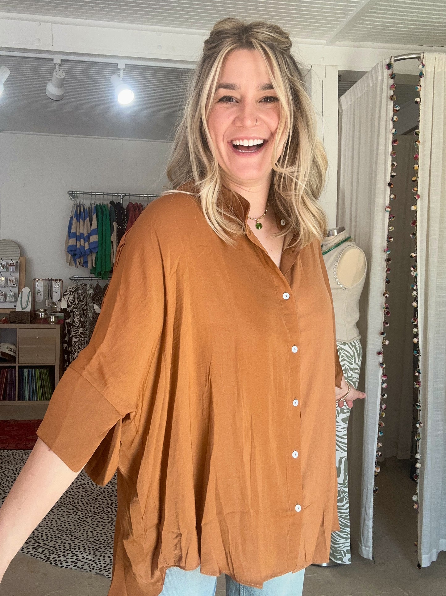 IYKYK Blouse | Bronze